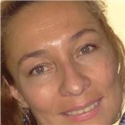 Doy clases a niños y niñas de preescolar y primaria ( todas las áreas y materias). Gramática musical y canto (niñas, niños, adolescentes y adultos)