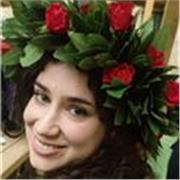 Neolaureata in Biologia dell'Ambiente e del Comportamento e laureata trieannale in Scienze Naturali. Con diploma di maturità artistico indirizzo design