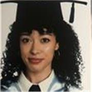 Soy maestra de Educación Primaria con mención en Audición y Lenguaje. Tengo experiencia trabajando con niños/as de primaria y ESO.