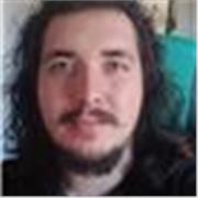 Soy fluente en Inglés, autodidacta y hago uso de tal idioma diariamente, tanto hablado como escrito. Lo domino :)