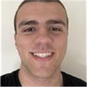 Fluent Italian tutor offering online lessons for beginner-intermediate students, with strong cultural insight and friendly support