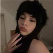 Je peux donner les cours de danse (hiphop) 10 and d’expérience et ça fait parti de mes projets