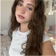 Studentka Filologii Angielskiej, specjalizuję się w nauczaniu dzieci klas 1-8 oraz przygotowuję do E8 i matury