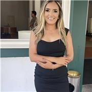 Sou Engenheira de Produção (UFF), apaixonada por crianças e por transmitir conhecimento.
Professora de Matemática - nível básico