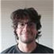 Profesor de ciencias, especializado en química, para jóvenes de educación secundaria.