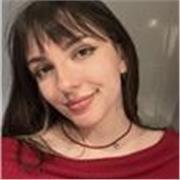 Graduada en Humanidades con formación en Educación Secundaria y experiencia en apoyo para Educación Primaria.