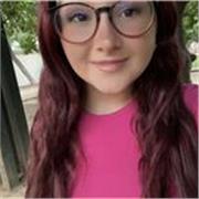 Soy buena estudiante, me encanta tratar con niños