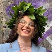 Laureata in Mediazione Linguistica propone lezioni di Inglese, Spagnolo, Francese e Arabo per scuole medie e superiori