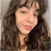 Profesora titulada en Fotografía con más de 5 años de experiencia imparte clases de forma online y presencial.