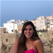 Psicòloga en formació que imparteix classes de totes les matèries a Primària i ESO