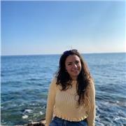 Ragazza disponibile per aiuto compiti a Genova! Contattatemi