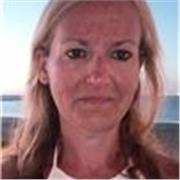 Profesora de apoyo escolar imparte clases a todos los niveles de Lengua, Francés, Inglés, Historia y, hasta 1°Bach, de matemáticas