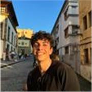 Profesor de Inglés con experiencia y titulaciones (grado universitario y máster en educación). Clases presenciales/online