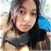 Profesora de Inglés que imparte clases a niños y adolescentes de 8 a 17 años