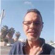Programador con más de 25 años de eperiencia. Centrado ahora en seguir la rápida evolución de la IA.
