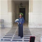 Offro lezioni private a bambini e ragazzi adattandole alle loro esigenze.