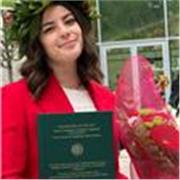 Offro lezioni di inglese e spagnolo per studenti delle medie e superiori. Disponibile anche per aiuto compiti di altre materie