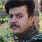 Ragazzo appassionato di Storia da spiegazioni alternative per risultare non noiose ma dinamiche
