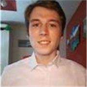 Prof de maths ou de musique destiné à des élèves de niveau collège et/ou lycée maximum