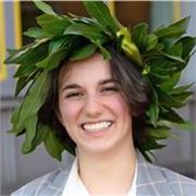 Ragazza di 24 anni laureata in Astronomia e Astrophysics & Cosmology all'Università di Bologna offre ripetizioni di Fisica e Matematica