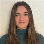 Profesora de Biología, Matemáticas, Física, Química e Inglés, titulada en Biotecnología, ofrece apoyo escolar para niños.