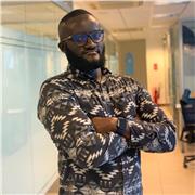 Experienced English tutor who helps students fully understand and confidently use the language.