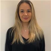 Laureanda in Economia del turismo e Diplomata in liceo linguistico