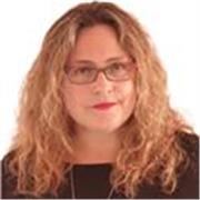 Licenciada en Ciencias Económicas y Empresariales, como experiencia en finanzas y RRHH 