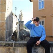 Studente di lettere disponibile anche per aiuto compiti