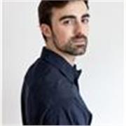 Profesor de Biología apto para dar clase a todas las edades.