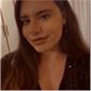 Sono una ragazza di 21 anni madrelingua italiana. Studio e mi piacerebbe poter aiutare ad imparare l’italiano a persone straniere