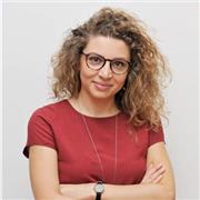 Esperta in comunicazione, impartisce lezioni e ripetizioni prevalentemente in materie umanistiche. Offro supporto allo studio per tutte le classi e materie