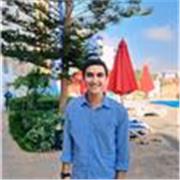 Soy Mustafa Mohamed, estudiante de último año en la Facultad de Ingeniería. Puedo enseñar matemáticas y física para todos los nive