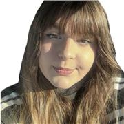 Estoy estudiando un grado de Español en la Université Jean Jaurès, con un doble grado en catalán. Estoy en el tercer año. Puedo dar clases de todo, me adapto a cualquier tipo de situación