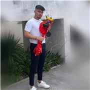 Insegnante Madrelingua di Inglese (Level C2 in ESOL) impartisce lezione di lingua inglese da livello principiante fino ad avanzato