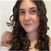 Soy una persona apasiona y entusiasta, con muchas ganas de ayudar a aprender y a motivar a los niños y niñas a expresarse 