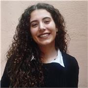 Studentessa universitaria, diplomata in lingue
