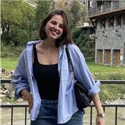 Soy Aída, maestra de Educación Infantil, Primaria y especialista en Audición y Lenguaje, amante de la educación y de enseñar.