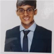 Medical Student at King’s College London Offering Expert Chem, Bio & English Tutoring