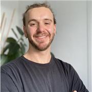 Deutsch Tutor, der alle Niveaus unterrichtet. Egal ob als Anfänger, für die Schule oder den Beruf