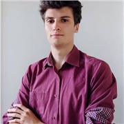 Etudiant en économie à l'université Paris 1 Panthéon Sorbonne, avec de nombreuses expérience de tutorat et d'aide aux devoirs