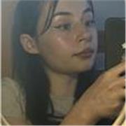 Studentessa di Lettere, ex studentessa di liceo classico, aiuto ragazzi di elementari/medie nello studio e nei compiti