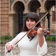 Profesora de apoyo a alumnos de nivel básico y medio. Instrumentos:violín y piano,y asignaturas teóricas:lenguaje musical,armonía