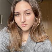 Estudiante de Biología que ofrece clases de la modalidad científica a alumnos de todas las edades