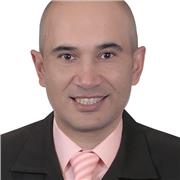 Profesor de derecho y ciencias políticas con estudios de Ingles Nivel intermedio