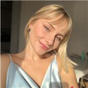 Studentessa offre lezioni di tedesco fino a ragazzi delle superiori