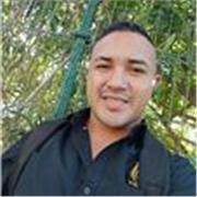 Soy Técnico Superior Universitario en informática se dirigir clases a pequeños y adultos desde primaria y secundaria. 