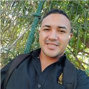 Soy Técnico Superior Universitario en informática se dirigir clases a pequeños y adultos desde primaria y secundaria.