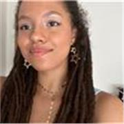 
Profesora de academia de inglés amable y amistosa