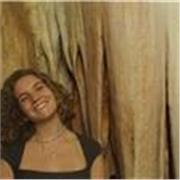 Soy una persona responsable y con paciencia. Me gustaría dar clase a niños de primaria, sin ninguna preferencia.